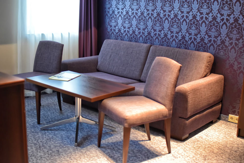Hotel Zamek Centrum Щецин Экстерьер фото