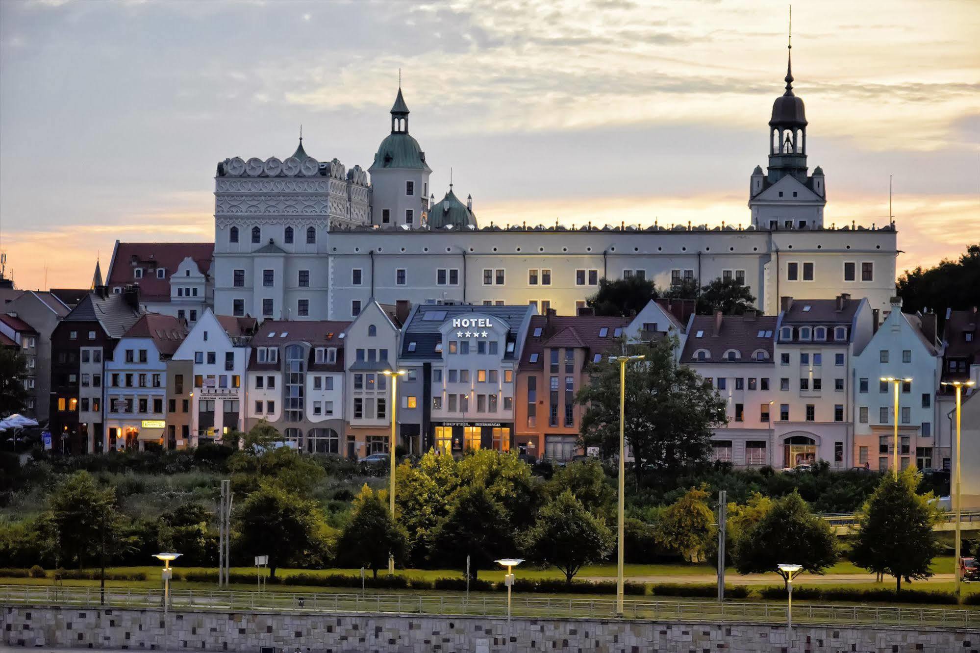 Hotel Zamek Centrum Щецин Экстерьер фото